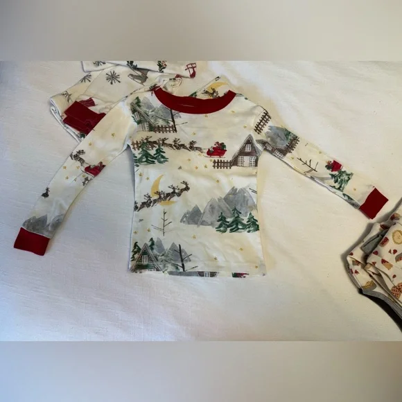 Burt’s Bees Baby | Bundle of 2-piece Holiday Pajama Sets | 18 months - Picture 6 of 16